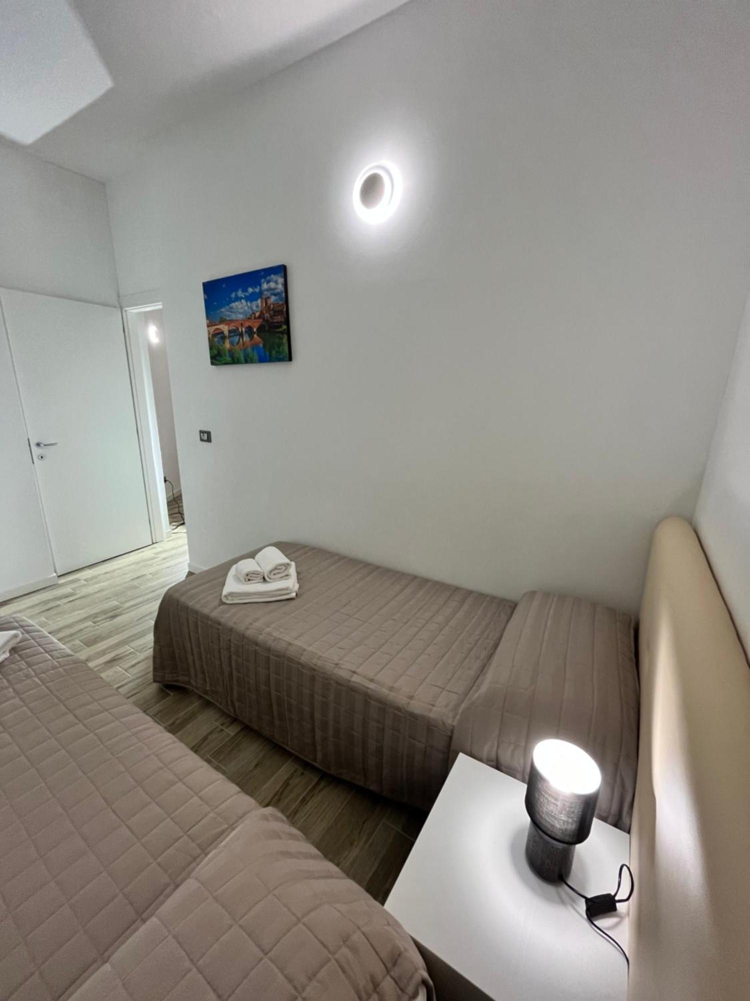 Residenza Al Sogno - On Lake Garda Cavaion Veronese Luaran gambar